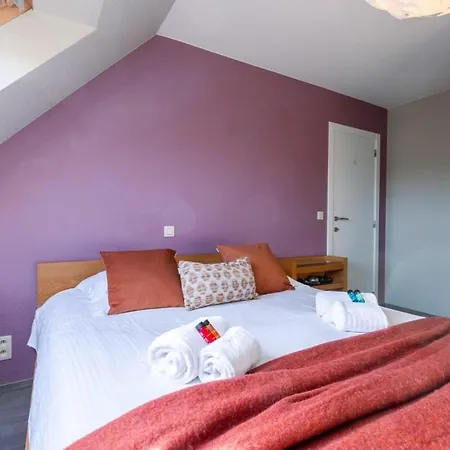 Superb Duplex In A Recently Finished Building, Very Centrally Located But Still Within Walking Distance Of The Sea And The Beach Apartment Ostende